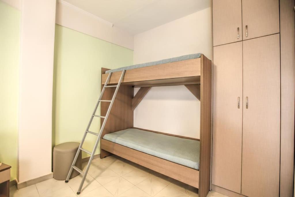 Del Sol #5 Meteora Luxurious Family Suites Kalampáka Dış mekan fotoğraf